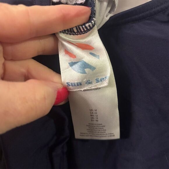 Sun & Sea Women's 12 Navy Blue One-Piece Swimsuit Ruched size 12 - Picture 8 of 9